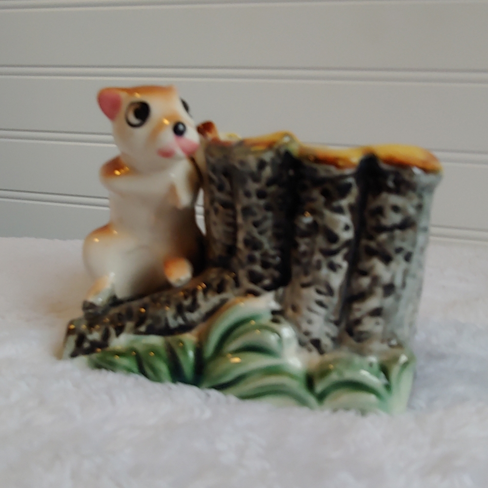 Squirrel Planter - Hand-painted from Japan
